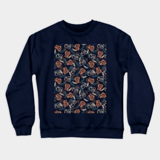 Tasty Bread Toast Pattern in Black Background Color Crewneck Sweatshirt